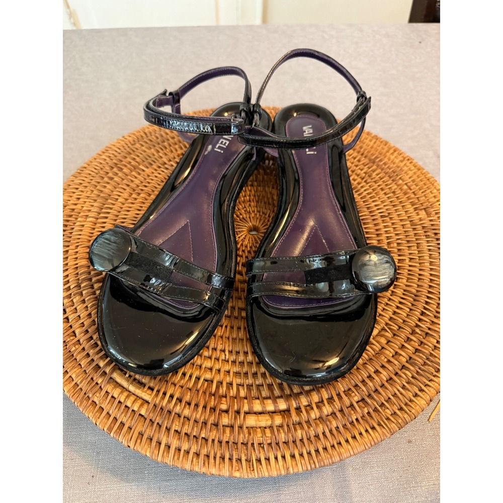 Vaneli Womens Black Patent Leather Slingback Wedge Sandals Size 12M Purple